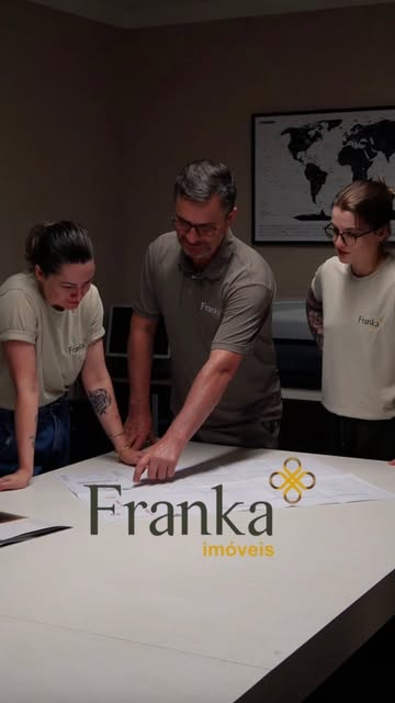 Família que compartilha a marca FRANKA